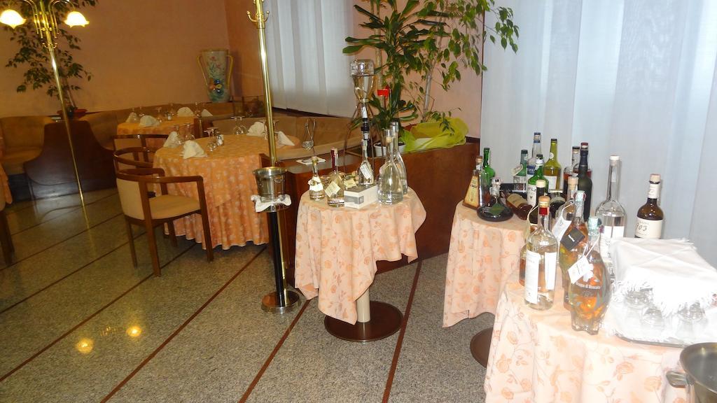 ホテル Le Gronde Cava Manara エクステリア 写真